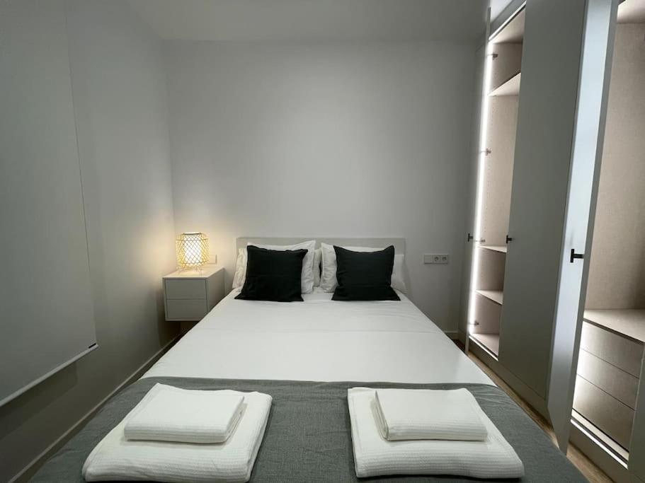 Apartamento Nuevo Centrico Frente Al Mar En Palamos Ngoại thất bức ảnh