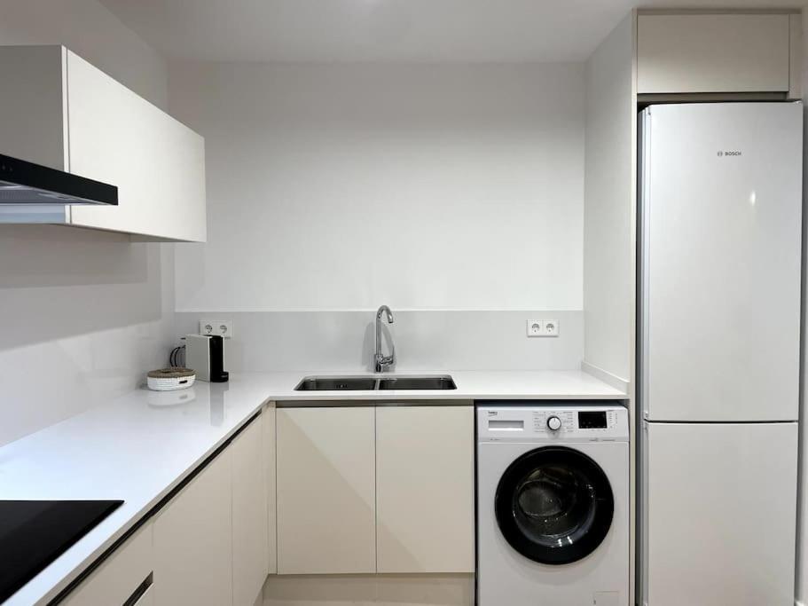 Apartamento Nuevo Centrico Frente Al Mar En Palamos Ngoại thất bức ảnh